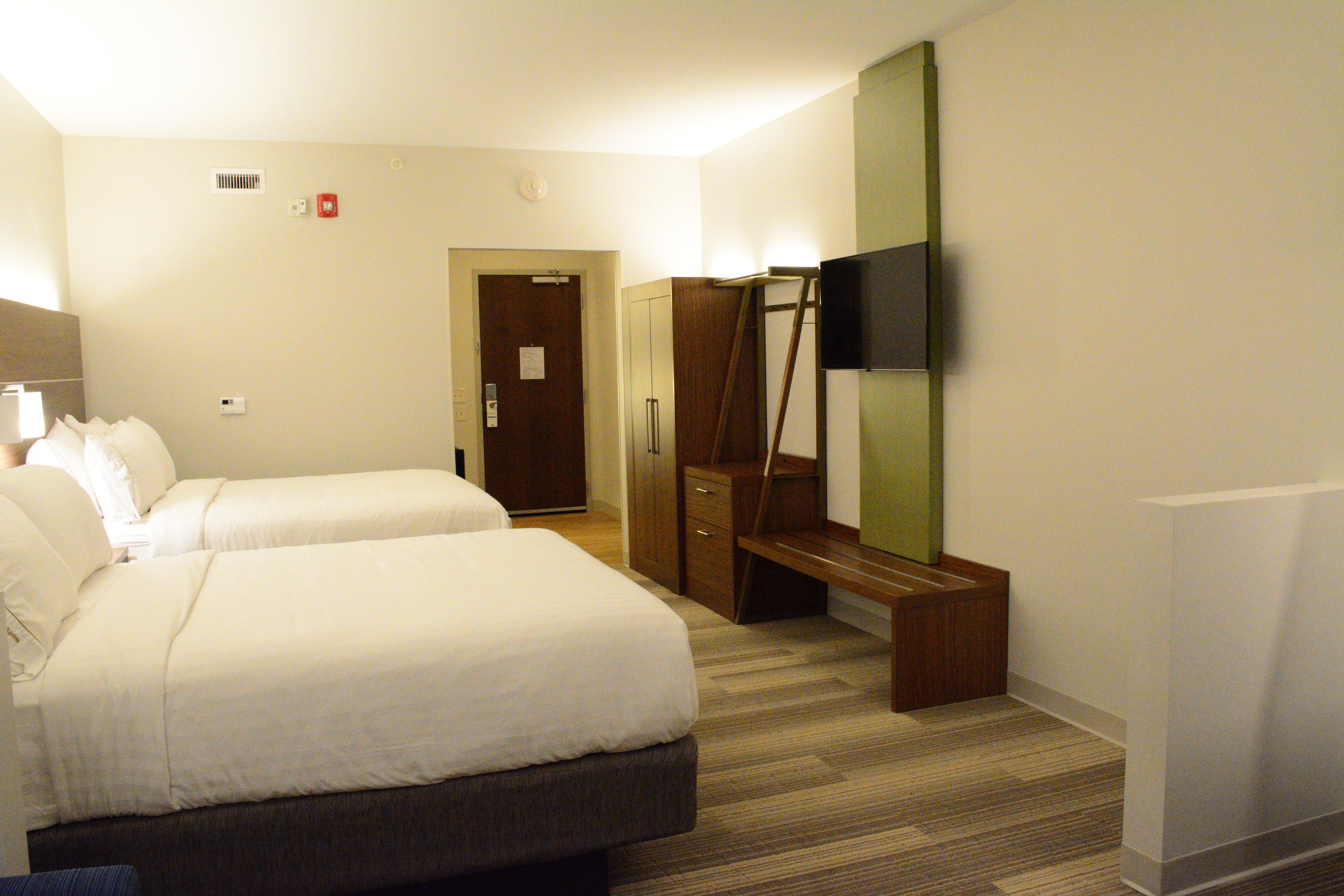 Holiday Inn Express & Suites Lexington Park California By Ihg Екстериор снимка