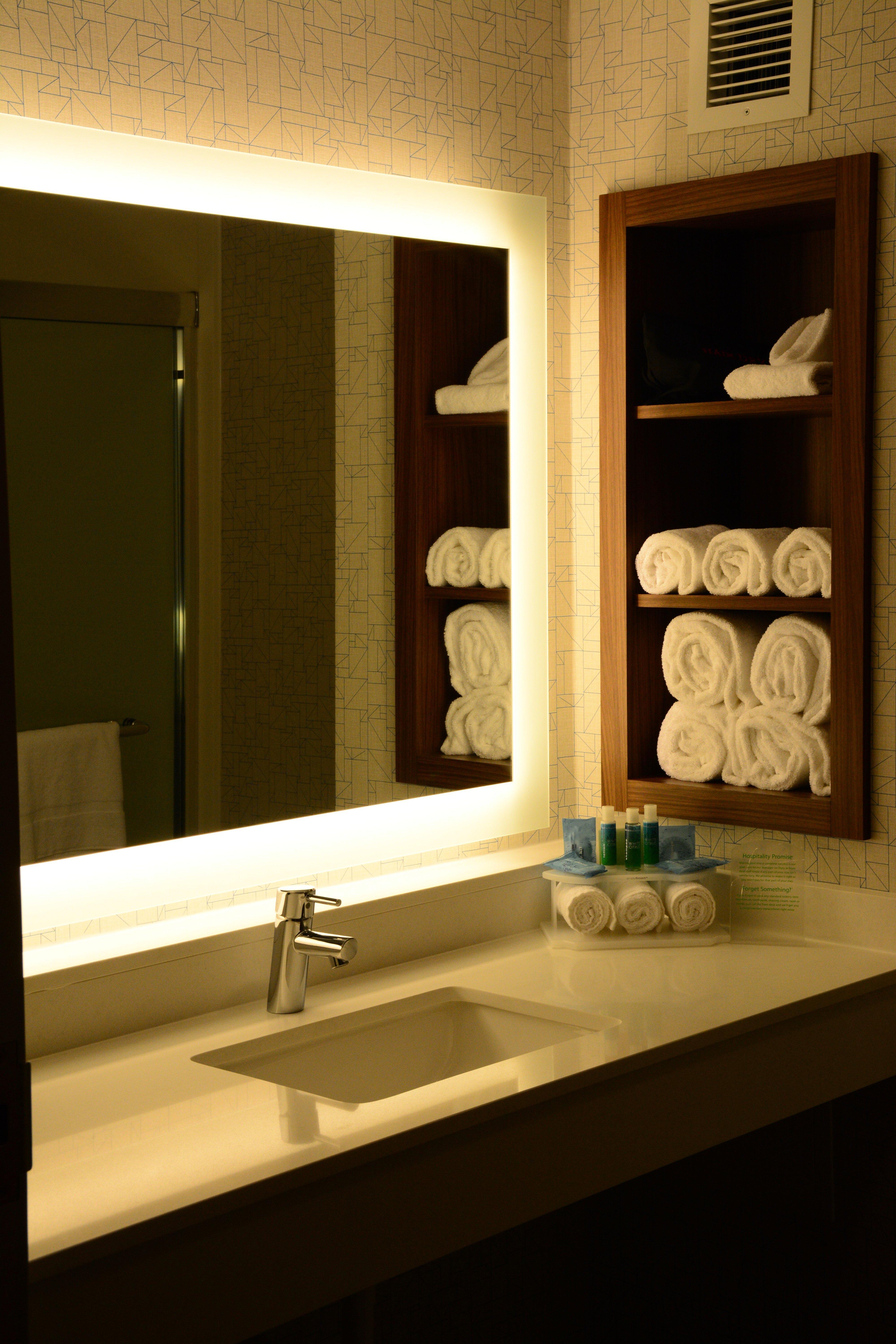Holiday Inn Express & Suites Lexington Park California By Ihg Екстериор снимка