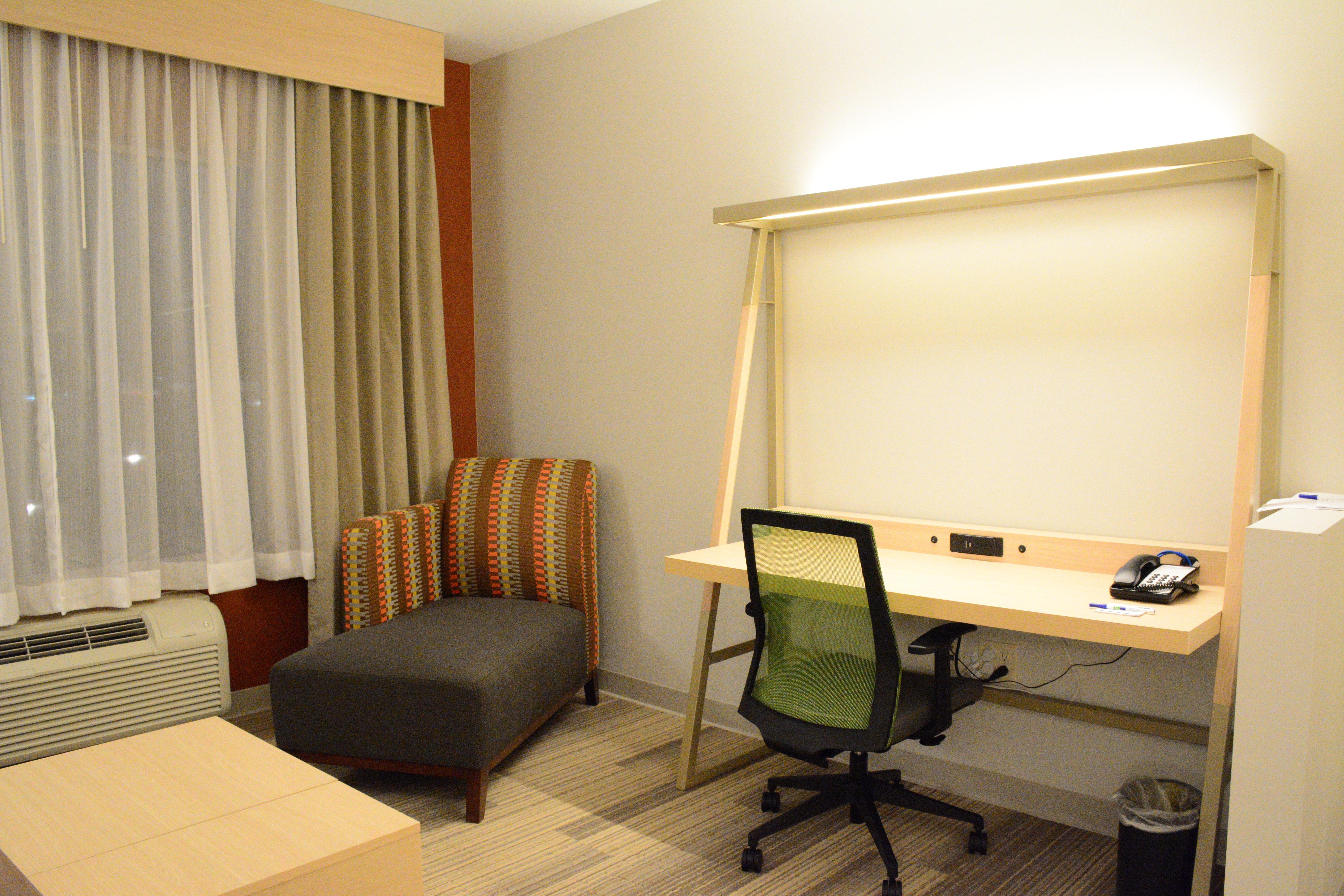 Holiday Inn Express & Suites Lexington Park California By Ihg Екстериор снимка